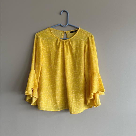Banana Republic Tops - Banana Republic Yellow White 3/4 Bell Sleeve Blouse